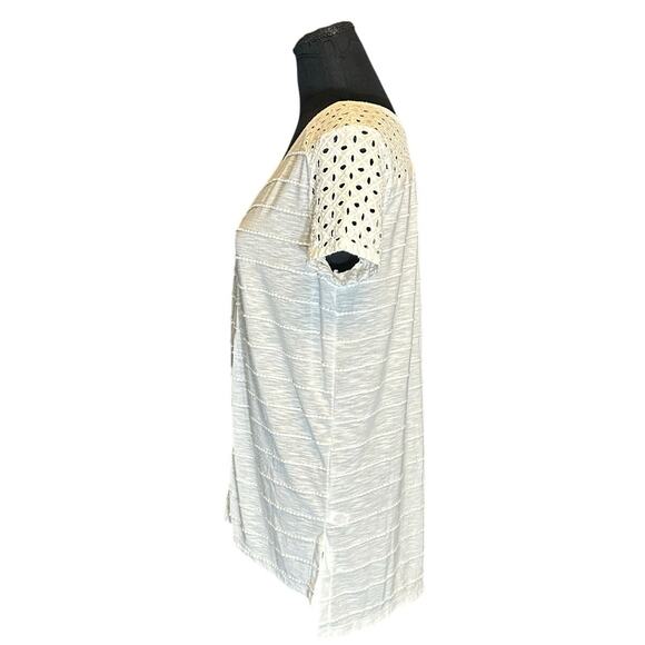 Cato Off White V-Neck Eyelet Trim Short Sleeve Tunic Top Size M - Picture 2 of 8
